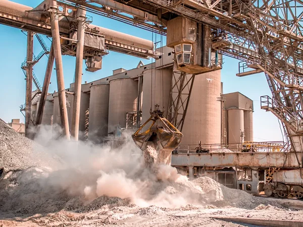 Cement production in a cement plant