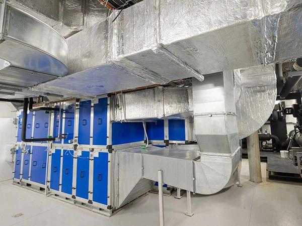 Multiple activated carbon adsorption units interconnected by pipelines